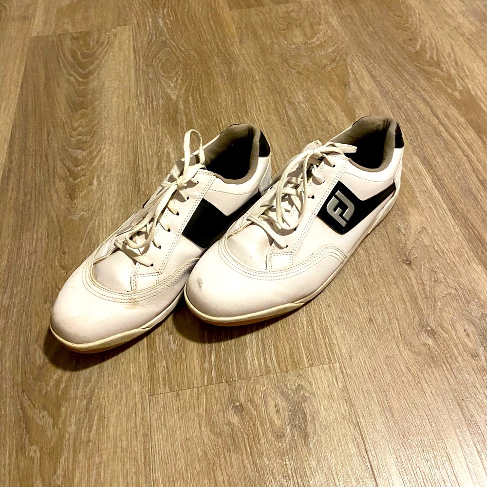 Men’s Foot Joy Golf Shoes Size 10